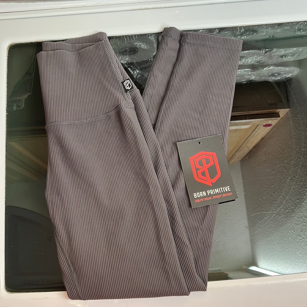 Born Primitive 3/4 length Limitless ribbed leggings